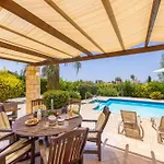 Villa Anna 2 *